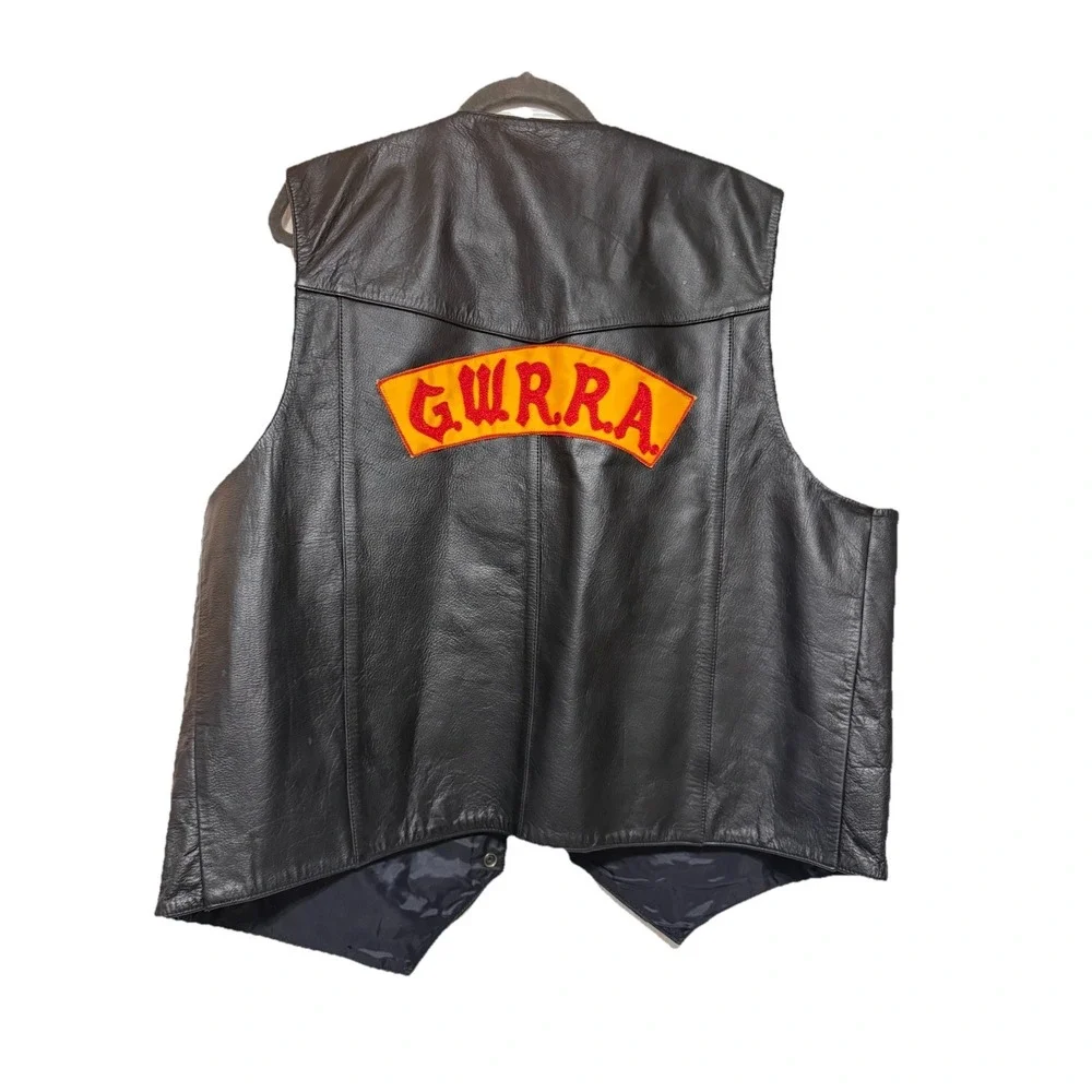 FMC‎ Genuine Leather Biker Vest Size 50 Black Embroidered Veteran's Pins